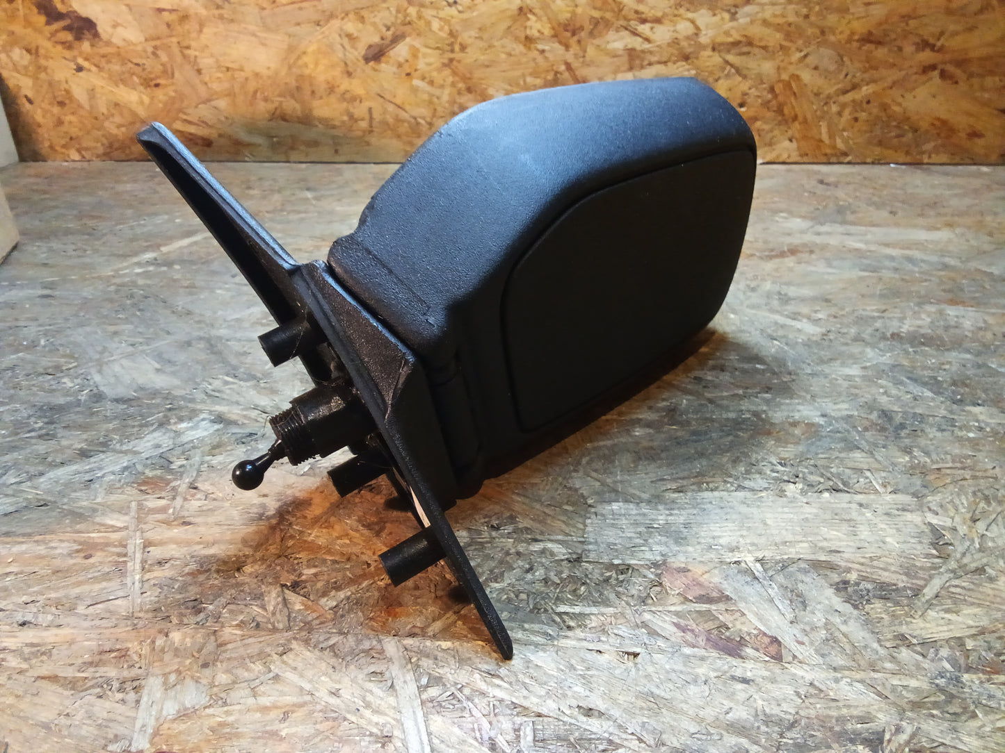 Ford Taunus , Escort BJ 81-83 Außenspiegel links original Ford NEU