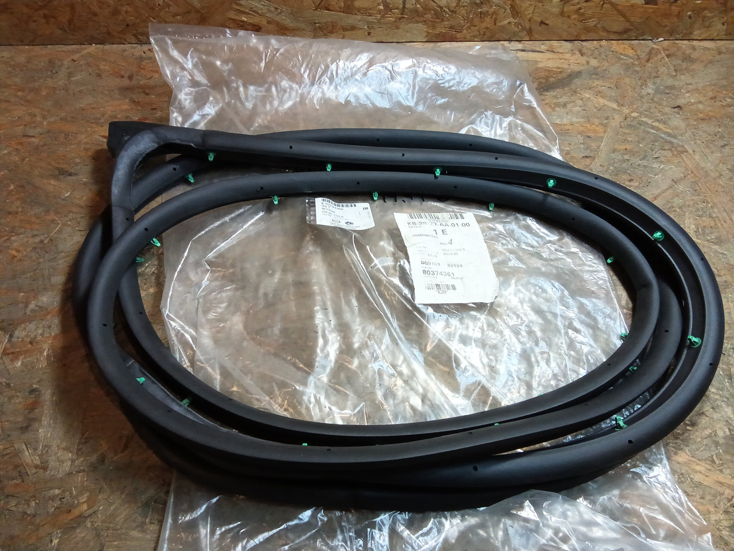 Agila B Türdichtung vorne links original GM NEU