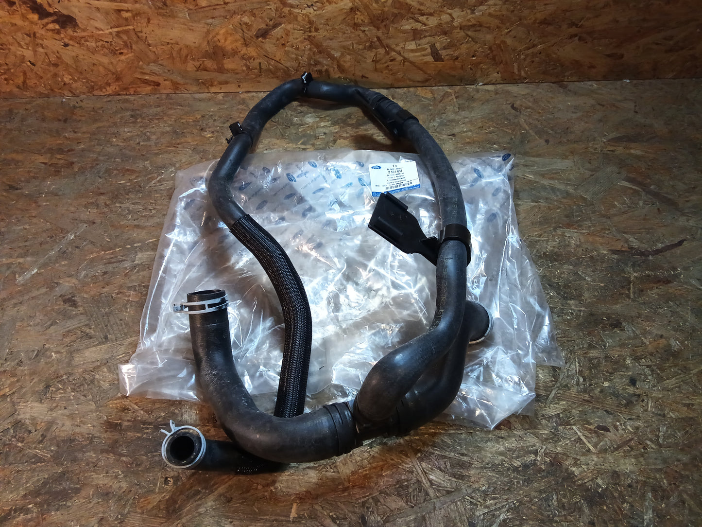 Ford Transit 2.0 EcoBlue Kühlerschlauch original Ford NEU