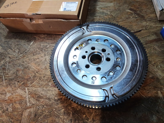 Opel Astra H Vectra C Zafira B 1,9 Fiat Punto 199 Sedici FY Suzuki SX4 original GM NEU