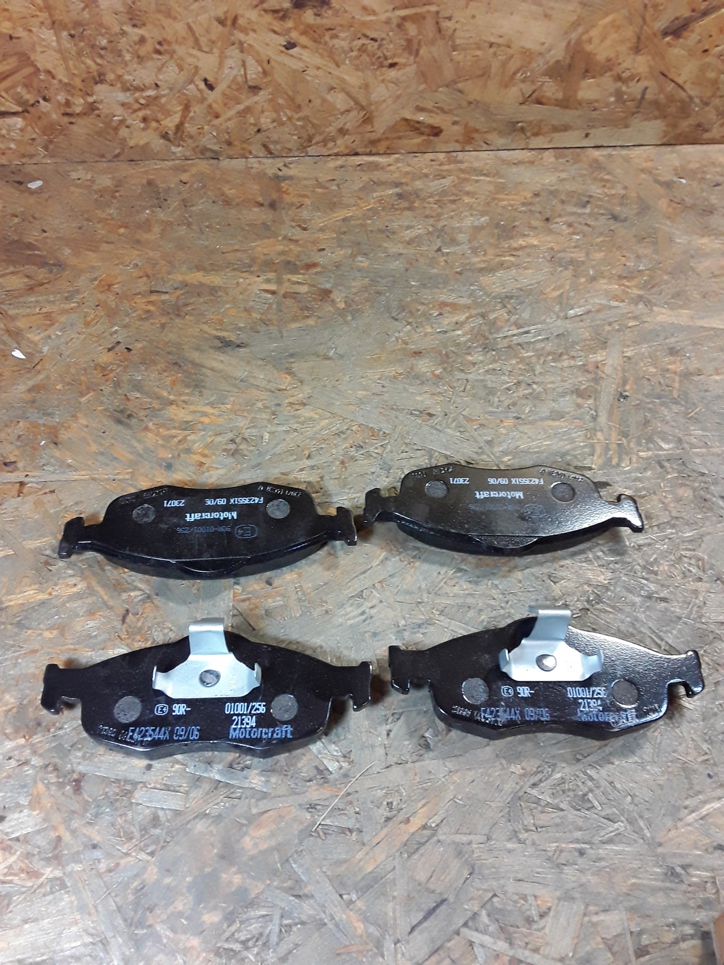 Ford Mondeo Cougar Scorpio Bremsbeläge Vorderachse original Ford NEU
