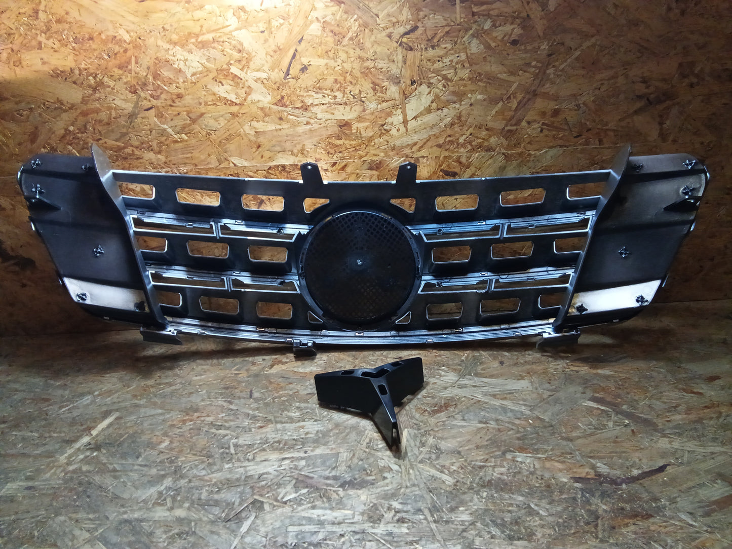 Sportgrill Chrom & Silber passend für Mercedes M-Klasse W164 2005-2008