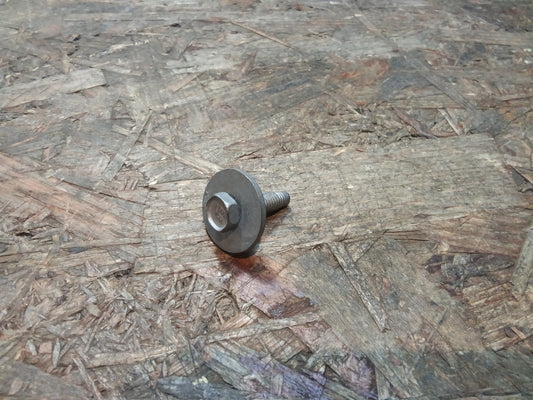 Corsa E Schraube an Abdeckung M6x20 original GM NEU