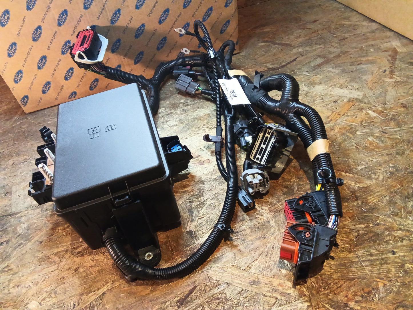 Ford Transit V362 Leitung Abgasentgiftung original Ford NEU