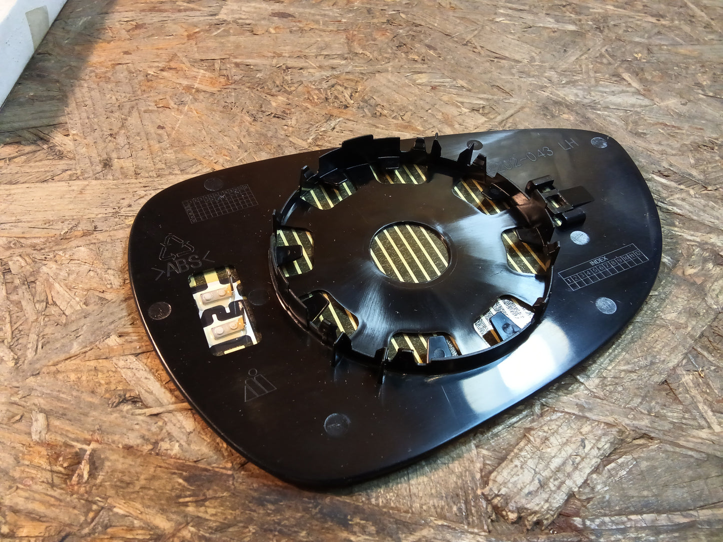 Ford Fiesta MK6 Spiegelglas links original Ford NEU