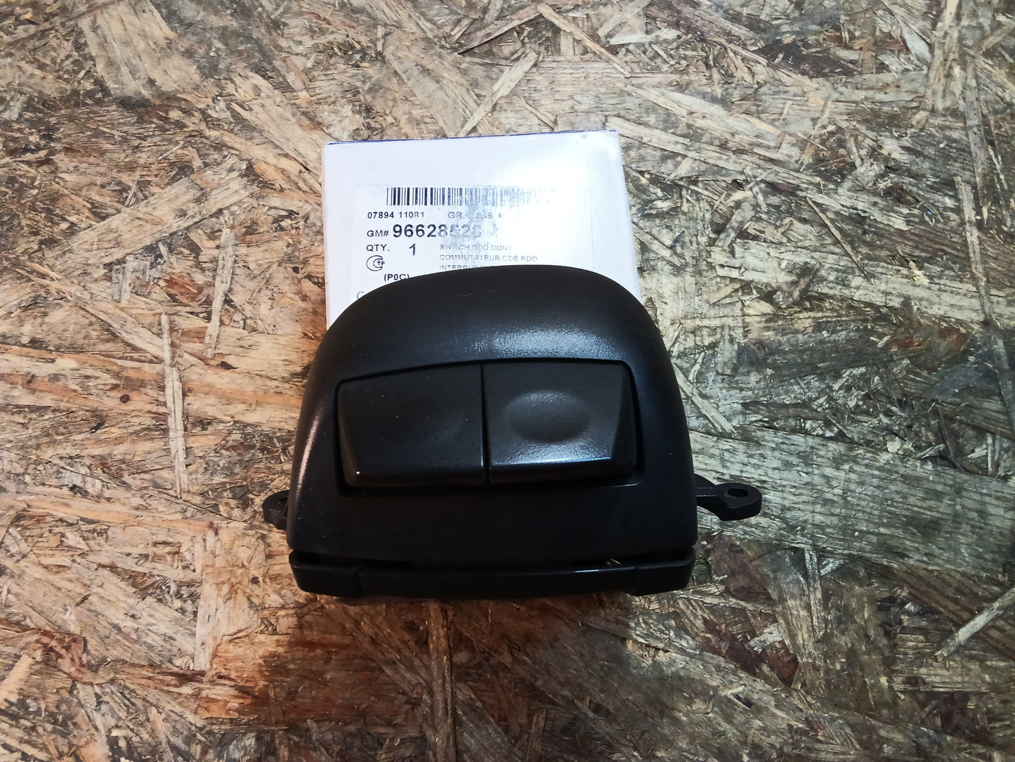 Chevrolet Captiva Opel Antara Radio Bedienschalter an Lenkrad original GM NEU