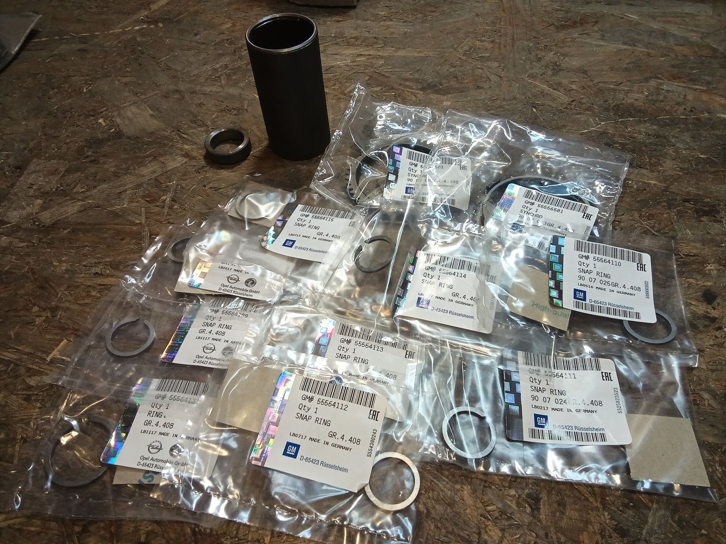 Astra H Zafira B Synchronringe Schaltgetriebe original GM NEU