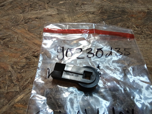 Vectra A Clip -Unterteil Fach Erste-Hilfe schwarz (66mm lang) original GM NEU