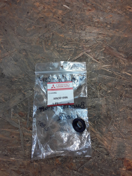 Mitsubishi Colt Z37A Bj 06-08 Buchse Klappverdeck original Mitsubishi NEU