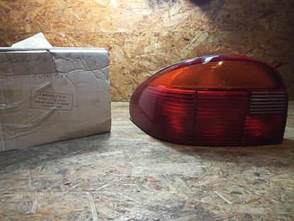Ford Mondeo MK1 Rücklicht links original Ford NEU