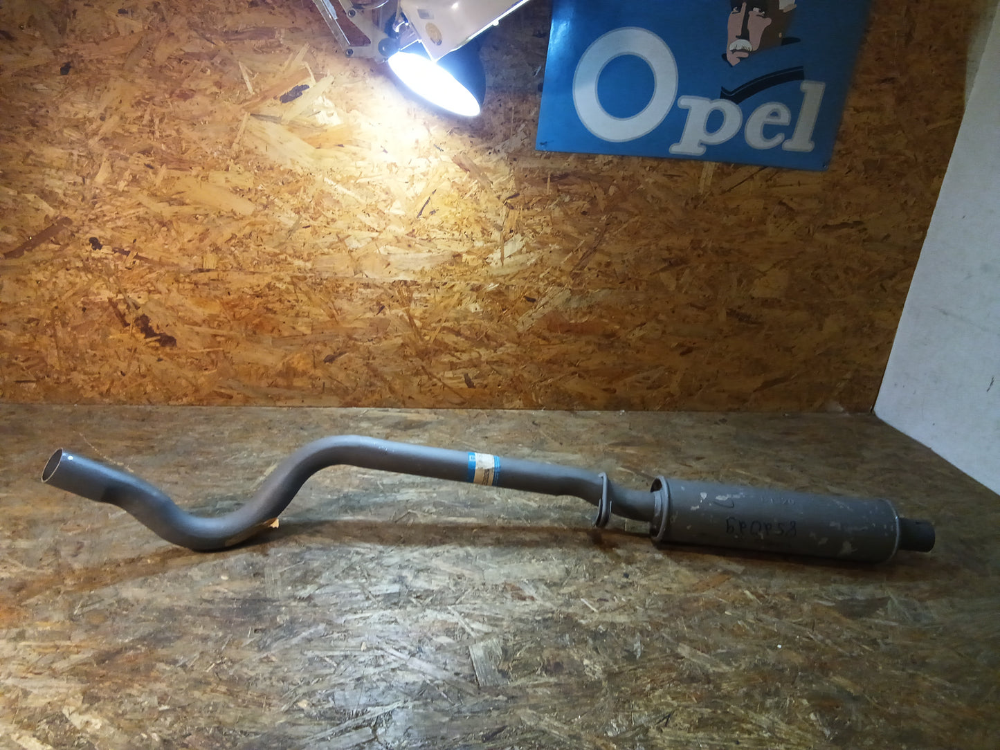 Corsa A zentraler Schalldämpfer original GM NEU