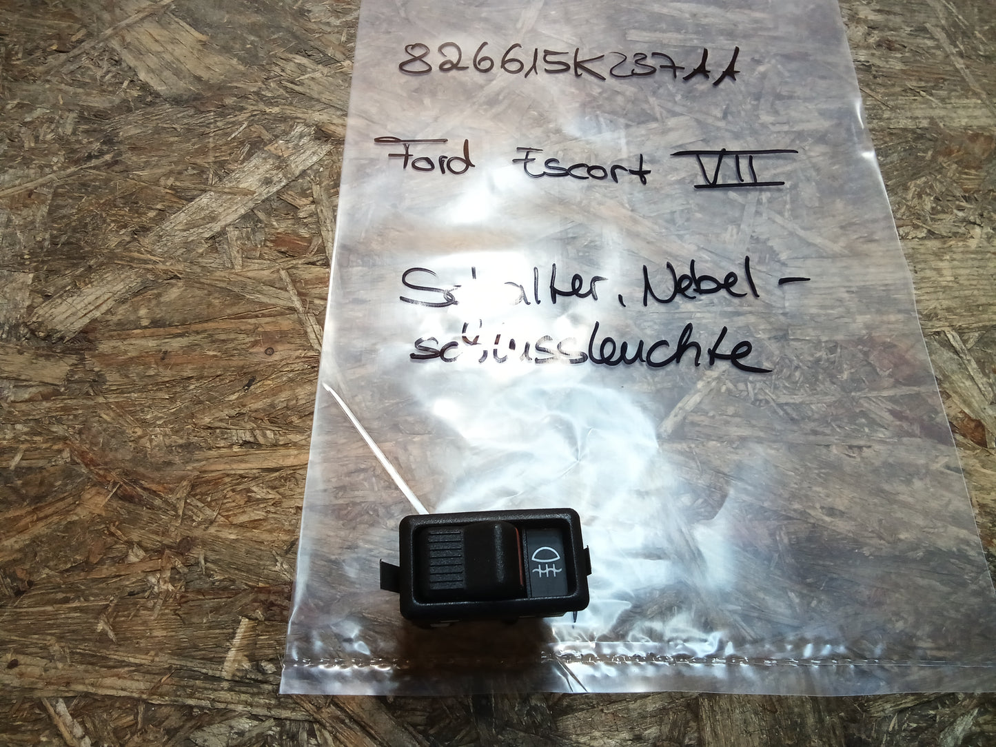 Ford Escort VII Schalter Nebelschlussleuchte original Ford NEU