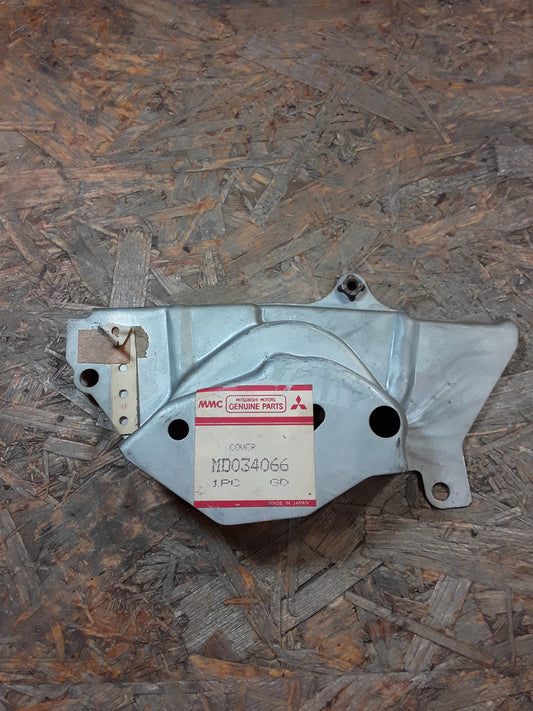 Mitsubishi Abdeckung Zahnriemen original Mitsubishi NEU