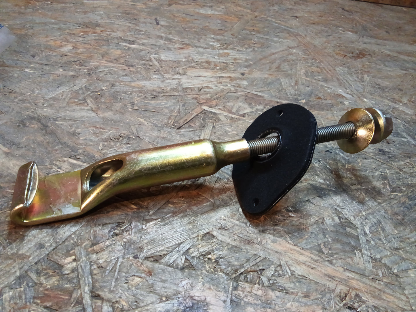 Fiesta IV Halter Reserverad original Ford NEU