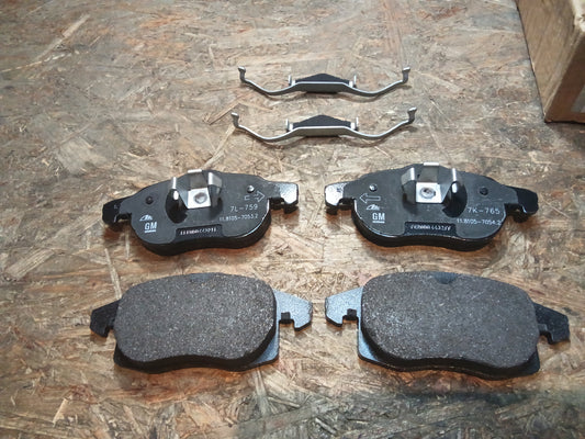 Vectra C Signum Bremsbeläge vorne original GM NEU