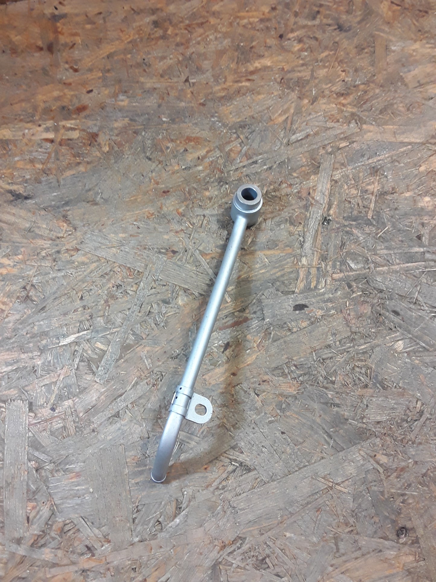 Mitsubishi Pajero Sport 2,5Diesel 4WD Bj 98-09 Turbo Wasserrohr an Wasserpumpe original Mitsubishi NEU