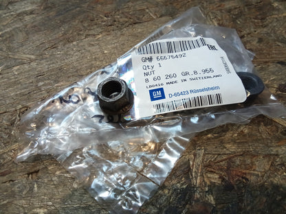 Mokka Bundmutter an Turbolader original GM NEU