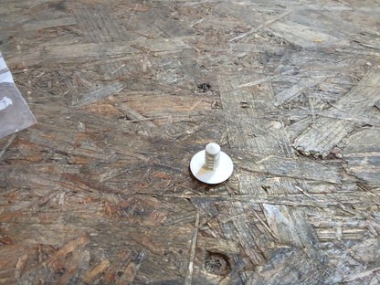 Citroen Peugeot Befestigungsstopfen original GM NEU