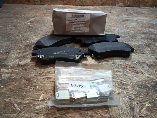 Astra J Satz Bremsbeläge vorne original GM NEU