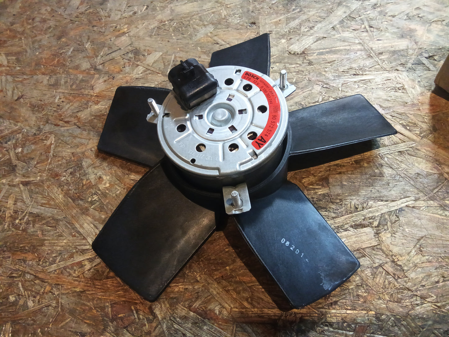 Corsa B Tigra A Motorkühler Lüfter original GM NEU