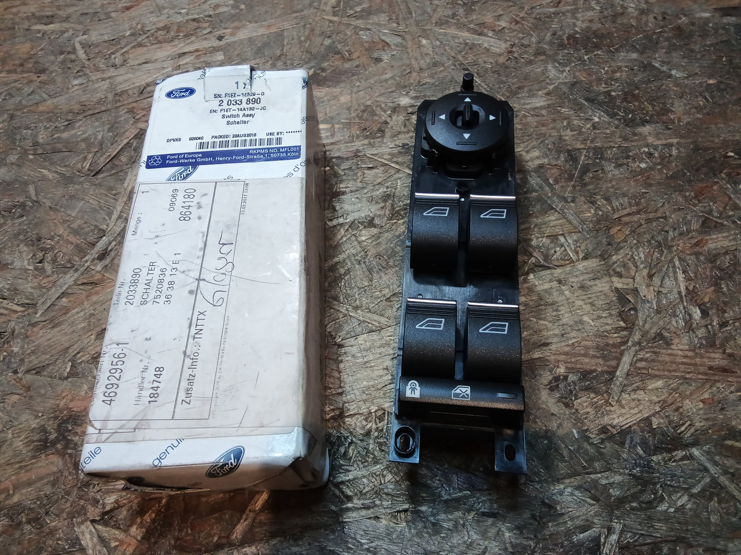 Ford Grand C-Max Fensterschalter vorne links original Ford NEU