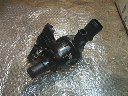 Ford Transit MK6/7 2.2 CRTC Thermostatgehäuse original Ford NEU