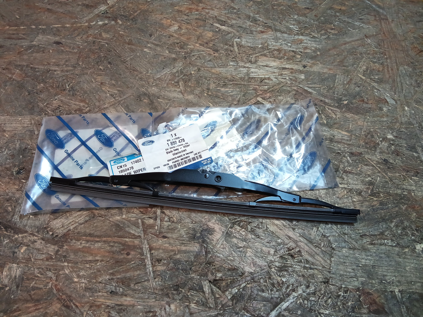 Ford Heckwischerblatt original Ford NEU