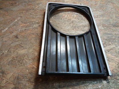 VW LT 28 Blende Scheinwerfer, schwarz GEBRAUCHT