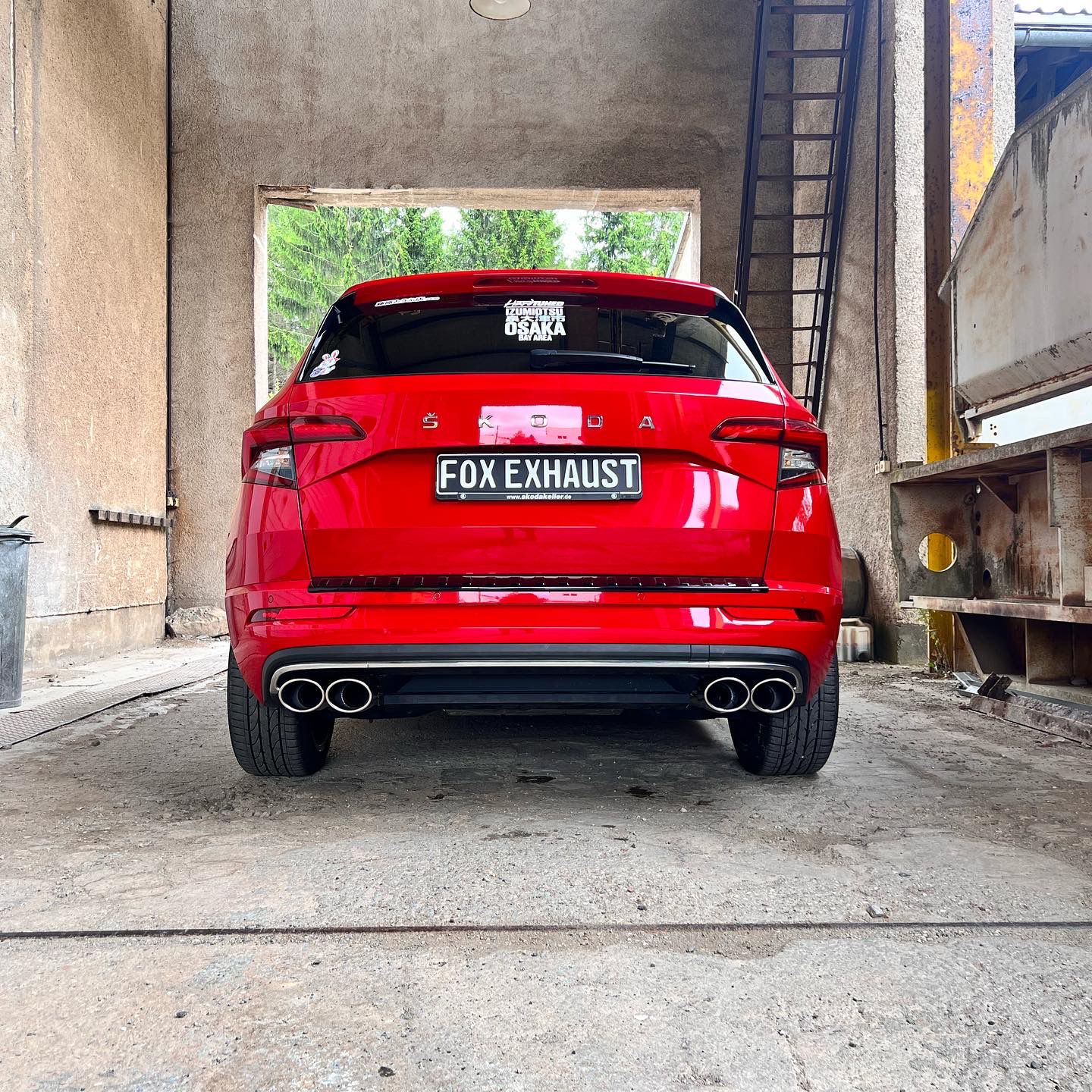 Skoda Karoq 4x4 Endschalldämpfer Ausgang rechts/links - 2x115x85 Typ 32 rechts/links