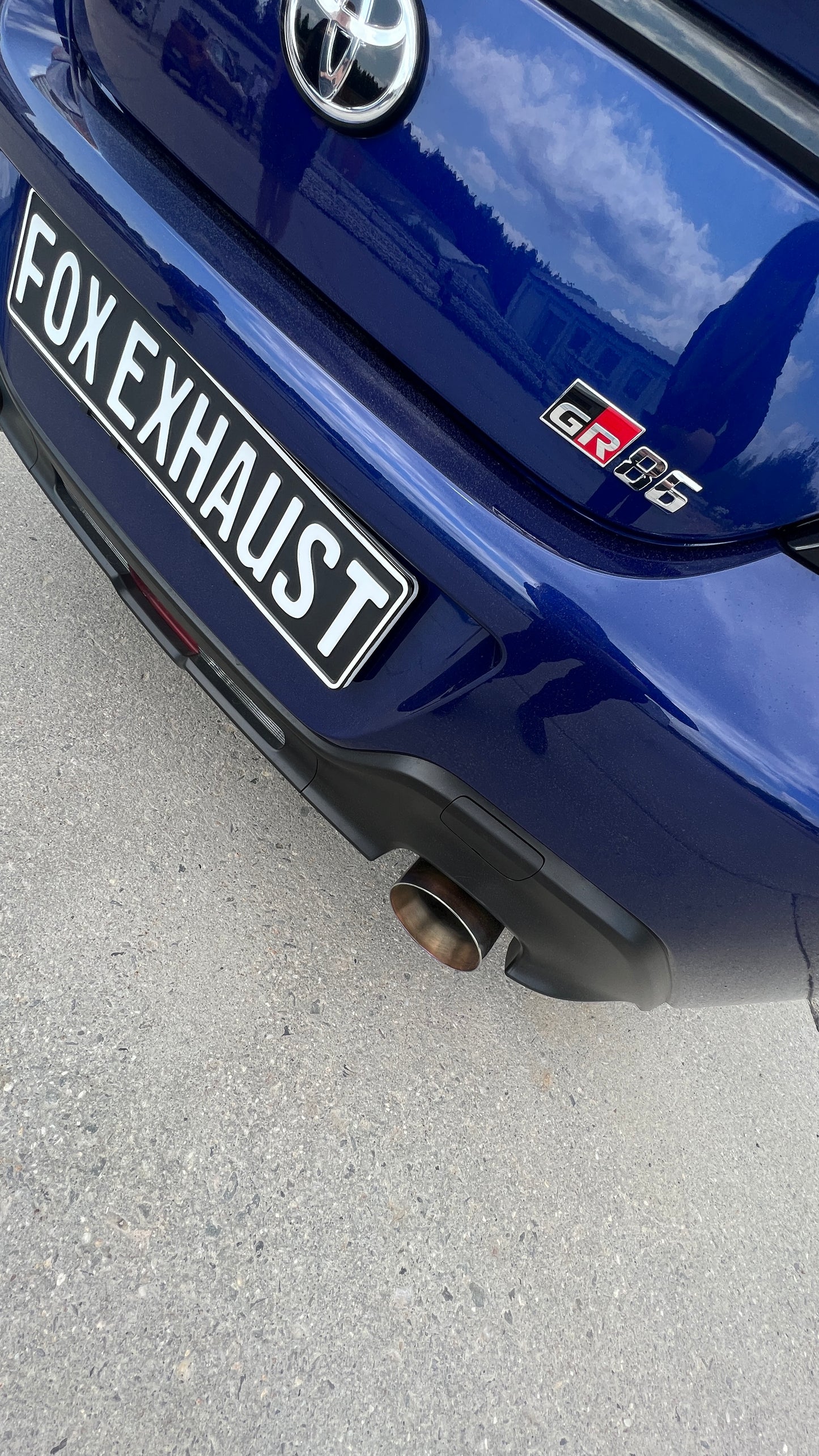 Toyota GR86 Endschalldämpfer - 1x114 Typ 25 rechts/links mit colouriertem Rand