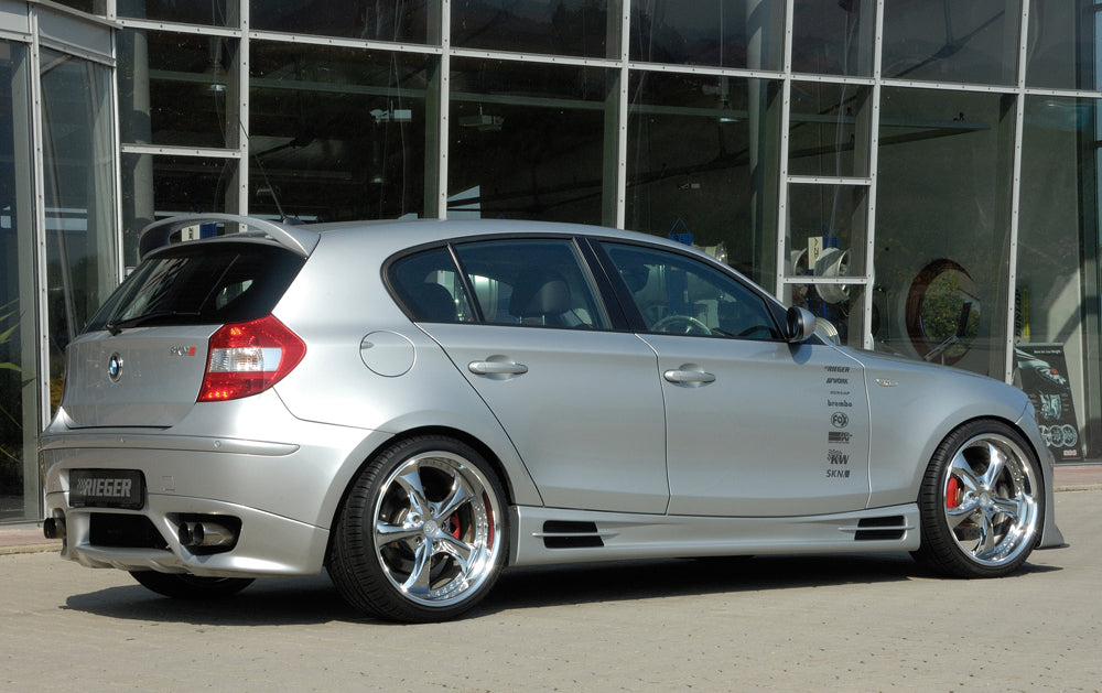 BMW 1er E87  (187 / 1K2/1K4) Rieger Seitenschweller  rechts, mit Schacht und 2 Ausschnitten, ABS, 
inkl. Gutachten, Montagezubehör, Alugitter