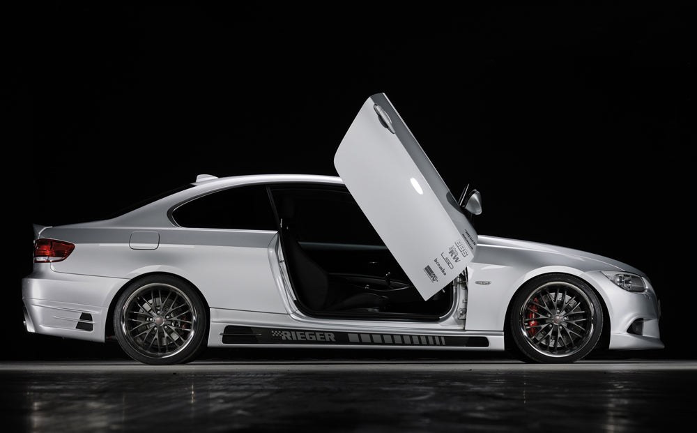 BMW 3er E92 Rieger Spoilerstoßstange    ABS, für Fzg. mit Einparkhilfe (PDC), Scheinwerferreinigungsanlage, 
inkl. Alugitter, Montagezubehör, ABE