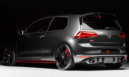 VW Golf 7 Rieger Heckeinsatz  für Sportendrohr li. u. re., (100mm ø), ABS, schwarz glänzend, 
inkl. Montagezubehör, Gutachten