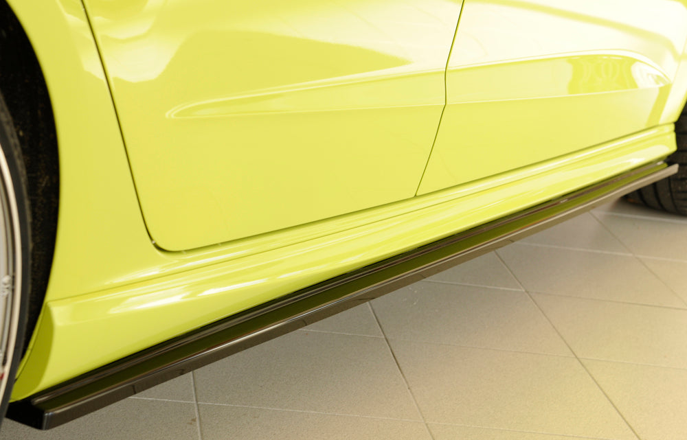 Audi A3 (8V) Rieger Seitenschwelleransatz für S-Line-Schweller / S3-Schweller rechts, für orig. Seitenschweller, ABS, schwarz glänzend, für Fzg. mit S-Line Exterieur, 
inkl. Montagezubehör, Gutachten