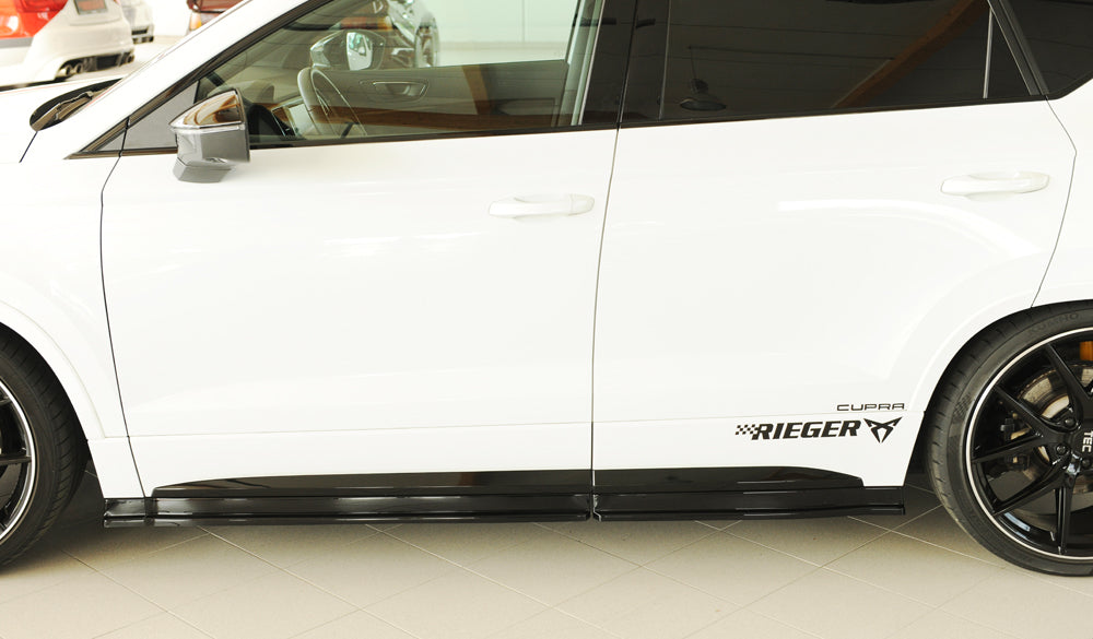 Seat Ateca Cupra (5FP) Rieger Seitenschwelleransatz (3-tlg.) links, 3-tlg., ABS, schwarz glänzend, 
inkl. Montagezubehör, ...