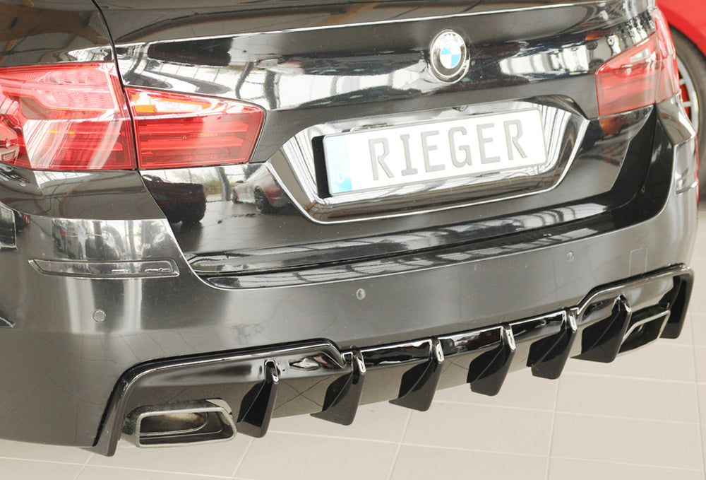 BMW 5er F11  (5K) Rieger Heckeinsatz (für Fzg. mit AHK) für orig. Endrohrblende li. u. re., (550i / 550i xDrive / M550d xD...