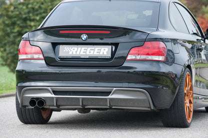 BMW 1er E82, E88  (182 / 1C) Rieger Heckeinsatz  für Doppelendrohr li., ABS, Carbon-Look, für Fzg. mit M-Technik, 
inkl. Alugitter, Montagezubehör, Gutachten