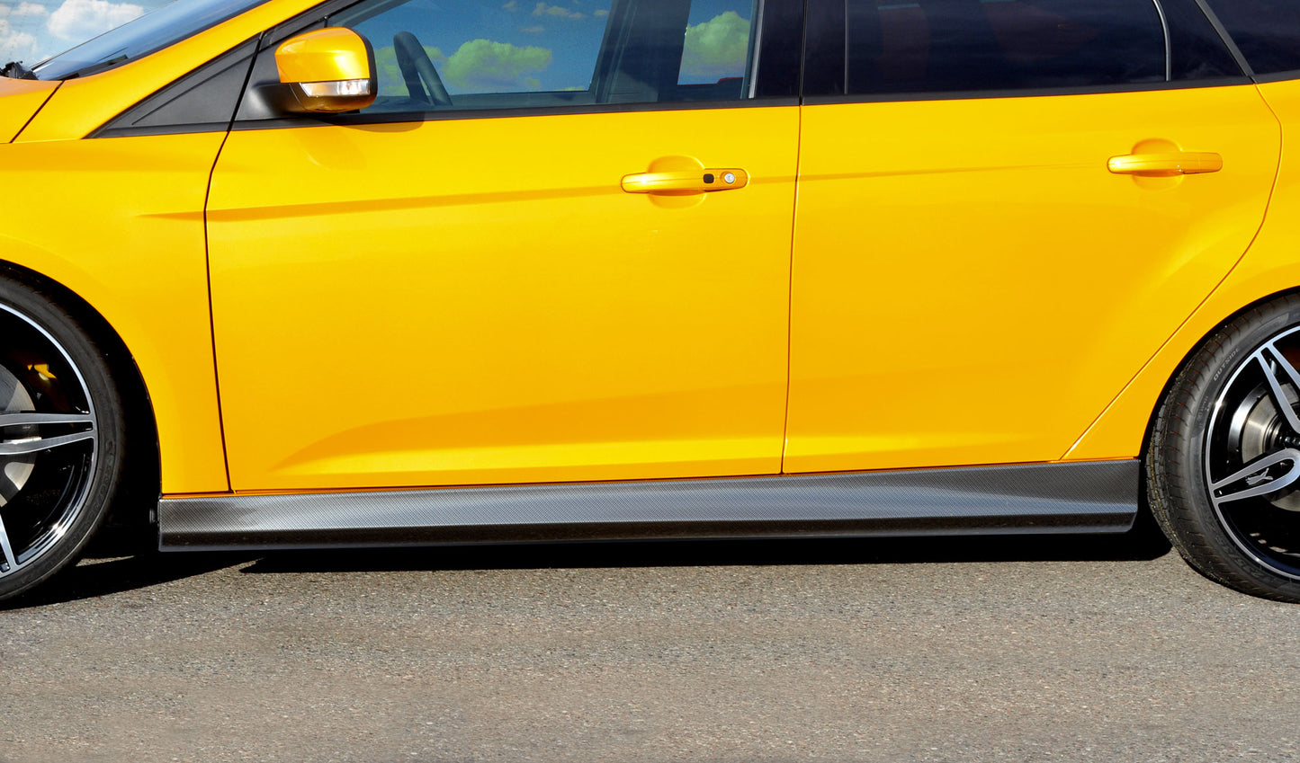 Ford Focus 3 Rieger Seitenschweller  rechts, ABS, Carbon-Look, 
inkl. Montagezubehör, Gutachten