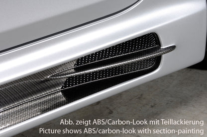 Mercedes CLK (W209) Rieger Seitenschweller  links, mit Schacht und 2 Ausschnitten, Carbon-Look, ABS, 
inkl. Alugitter, Montagezubehör, Gutachten