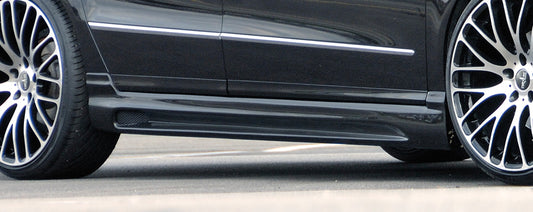 VW Passat (3C) Rieger Seitenschweller  rechts, mit Schacht, mit Ausschnitt, ABS, Carbon-Look, 
inkl. Montagezubehör, Alugitter, Gutachten