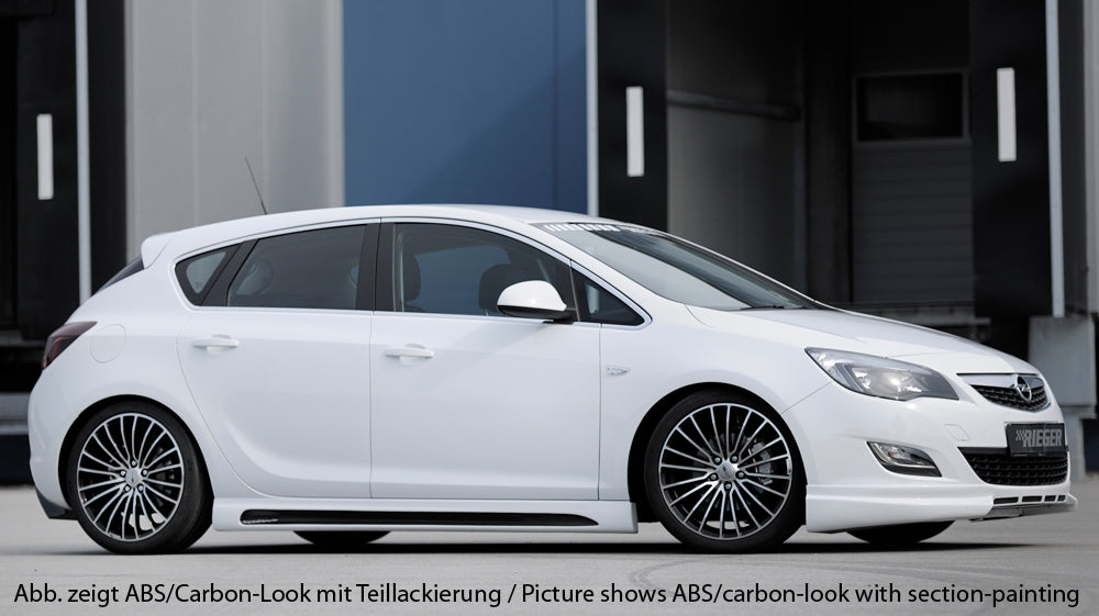 Opel Astra J Rieger Seitenschweller  links, mit Schacht, mit Ausschnitt, ABS, Carbon-Look, 
inkl. Alugitter, Montagezubehör, Gutachten