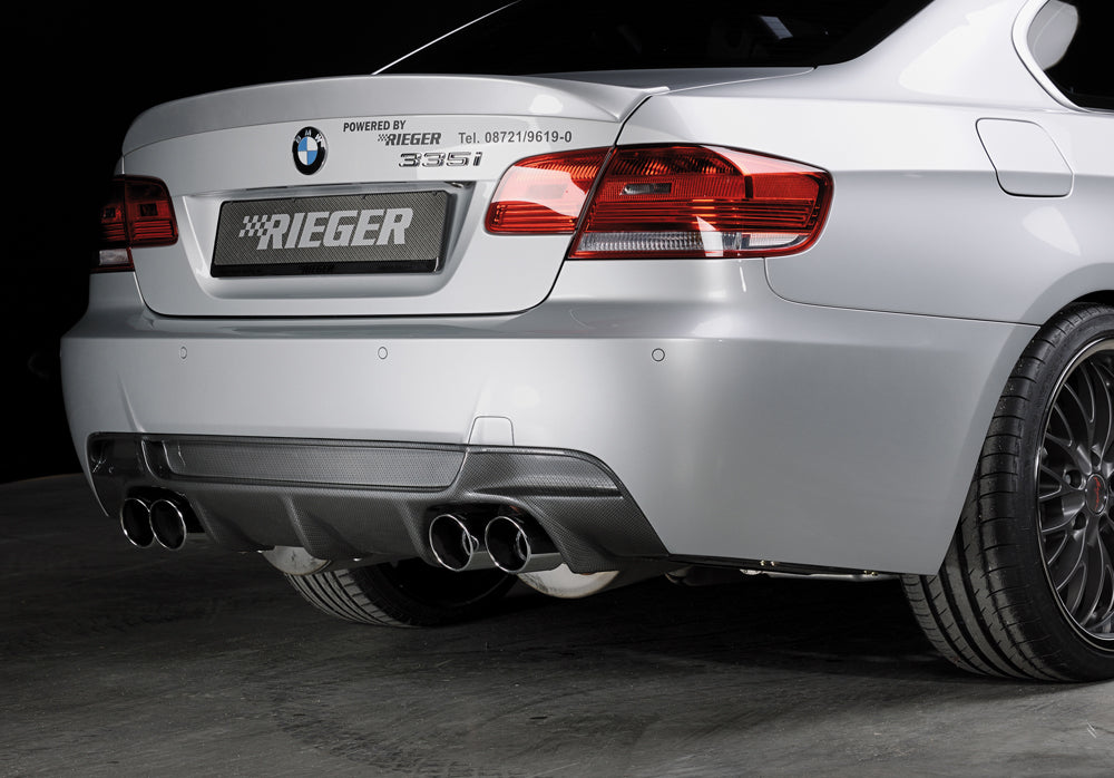 BMW 3er E92 Rieger Heckeinsatz Nur für 335i ! für Doppelendrohr li. u. re. (335i-Look), (4x90mm ø), ABS, Carbon-Look, für Fzg. mit M-Technik, 
inkl. Montagezubehör, Gutachten