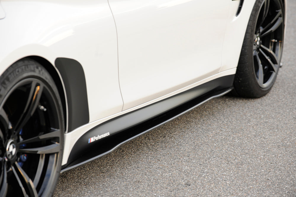 BMW 4er F82 M4 (M3) Carbon Seitenschwelleransatz, links BMW M4 F82/83, für orig. Seitenschweller links, für orig. Seitenschweller, Carbon, 
inkl. Montagezubehör, Gutachten