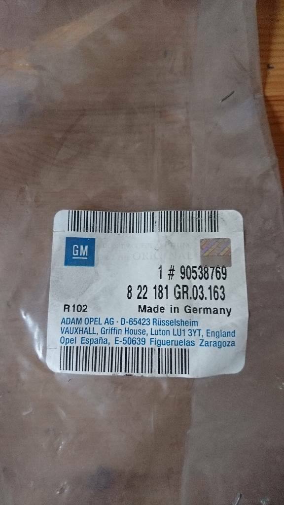 Opel Omega B Rohr Kraftstoff Vorlauf hinten neu original GM