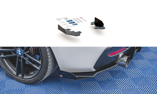 Hintere Seiten Flaps für BMW 1er F20 M-Paket Facelift / M140i schwarz Hochglanz