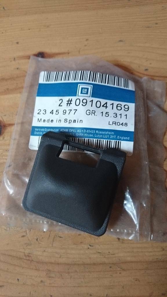 Opel Astra G Zafira A Clip Laderaumabdeckung Mitte NEU original GM