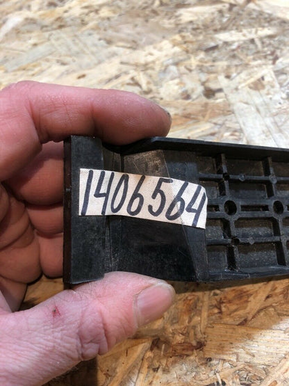 Opel Corsa A Stoßstange Halter hinter rechts NEU Original GM