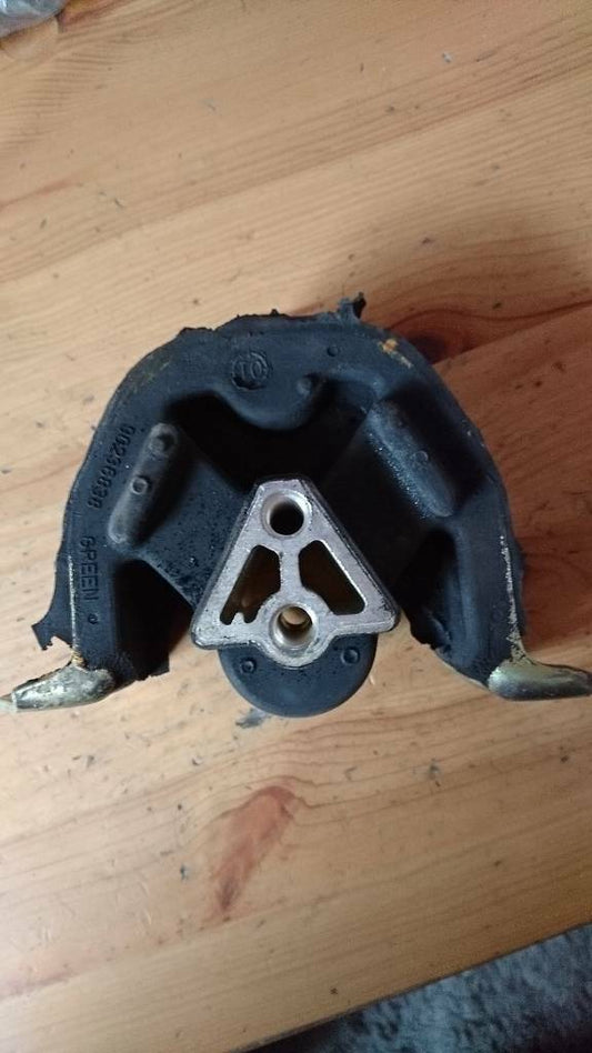 Astra F Motorlager vorne links Neu Original GM