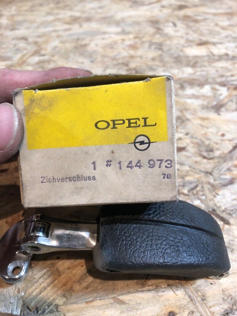 Opel Rekord C Caravan 3-Tür Schanier ausstellfenster NEU Original