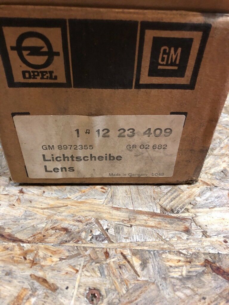 Opel Kadett C Caravan Rücklicht Glas Links NEU Original GM